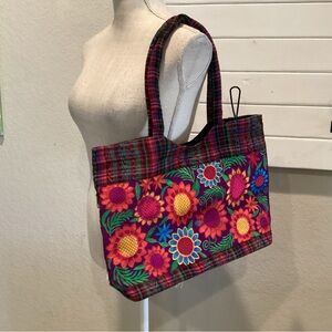 NWOT Floral Shoulder Bag